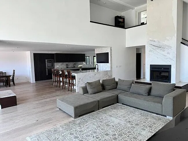 Foto del edificio - Luxury big single family house in Del Mar.Gustavo Lopez AMSI