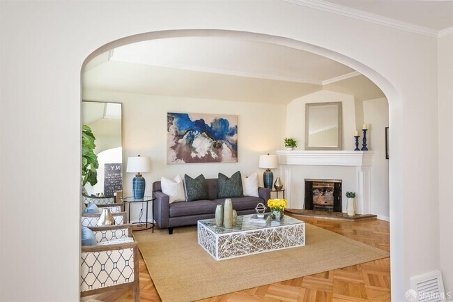 Foto del edificio - 177 Meadowbrook Dr