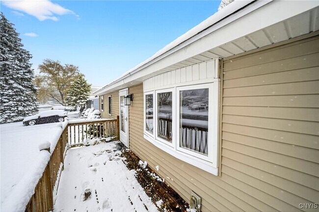 Foto del edificio - 310 Midwood Dr