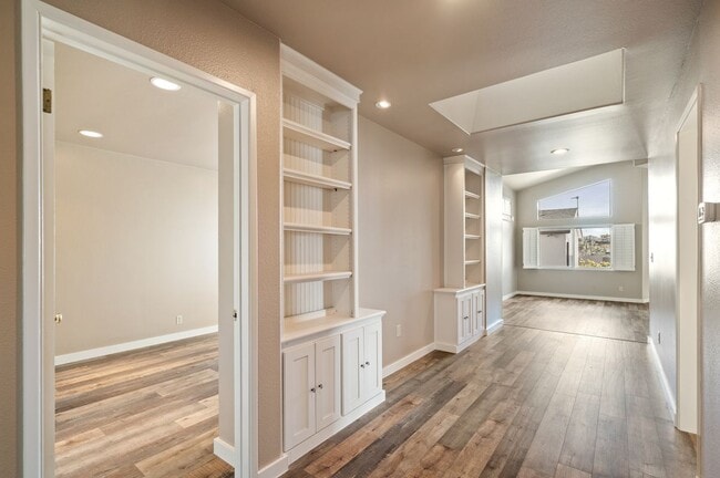 Building Photo - 1314 10th St