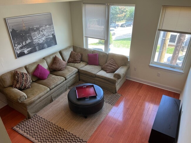 Photo - 678 N 33rd St Apartment