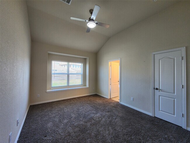 Foto del edificio - 12708 S Shore Dr