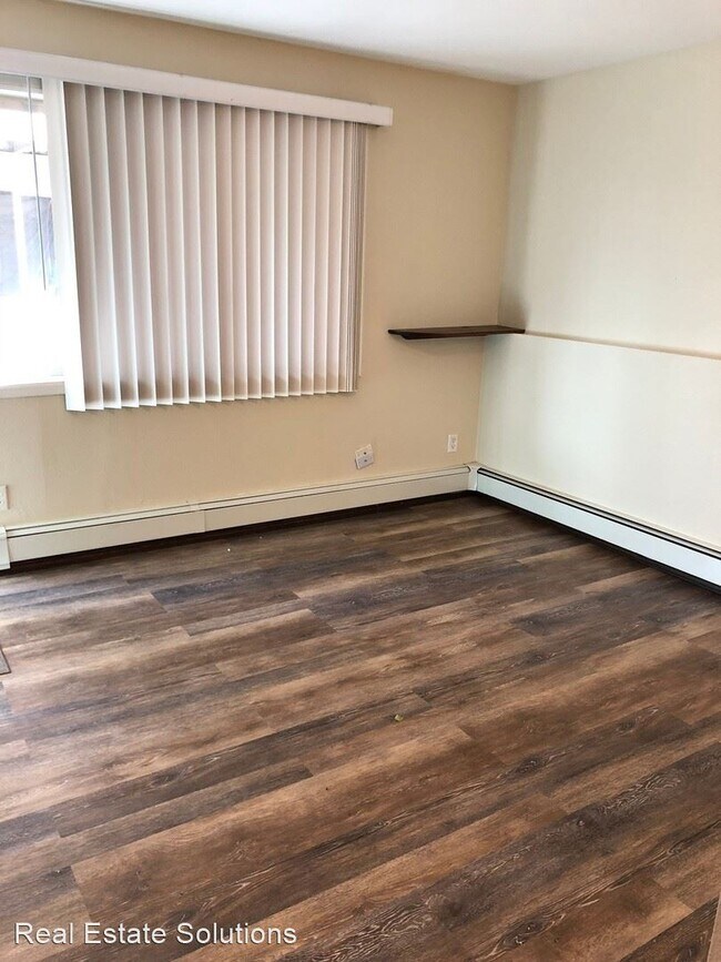 Building Photo - 1 br, 1 bath House - 7085 Weimer Road #6