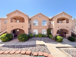 Building Photo - 1122 E 300 S