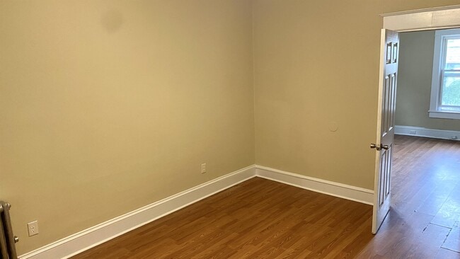 Building Photo - 512 Stipp Ct