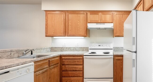 Foto del edificio - 2 br, 1.5 bath Townhome - 5292 Southwest 1...