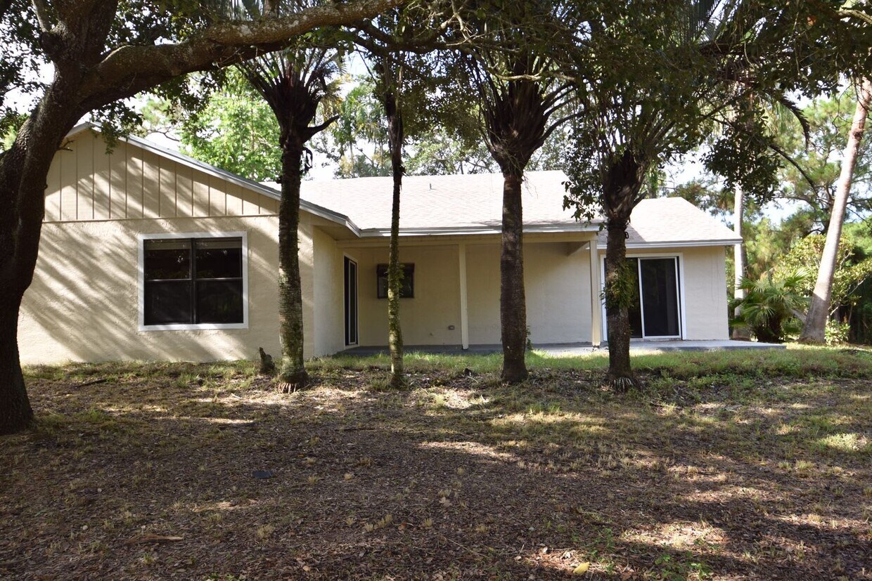 Primary Photo - 18227 48th Ct N