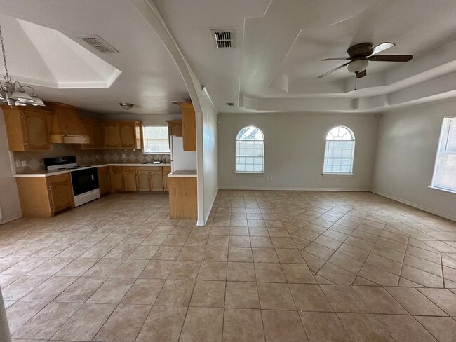 Building Photo - 3804 Zelma St