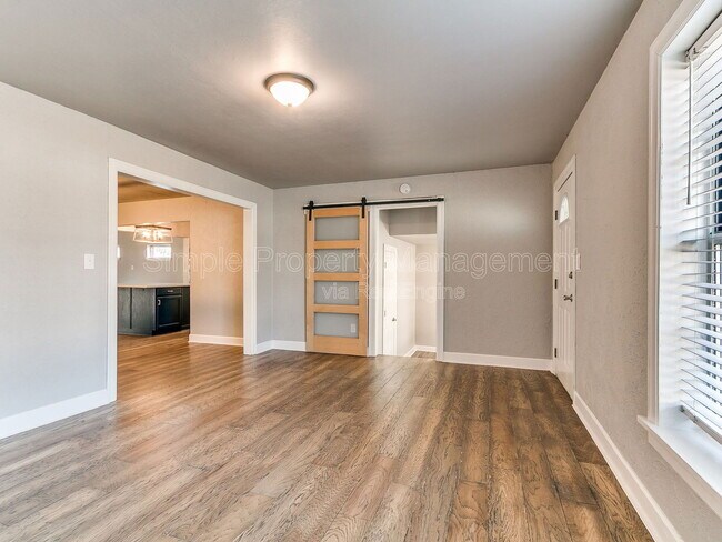 Foto del edificio - 3108 NW 43rd St