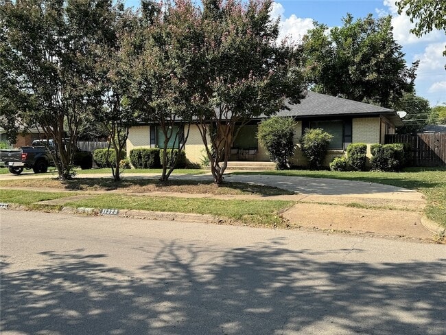 Photo - 11321 Wyatt St Apartment