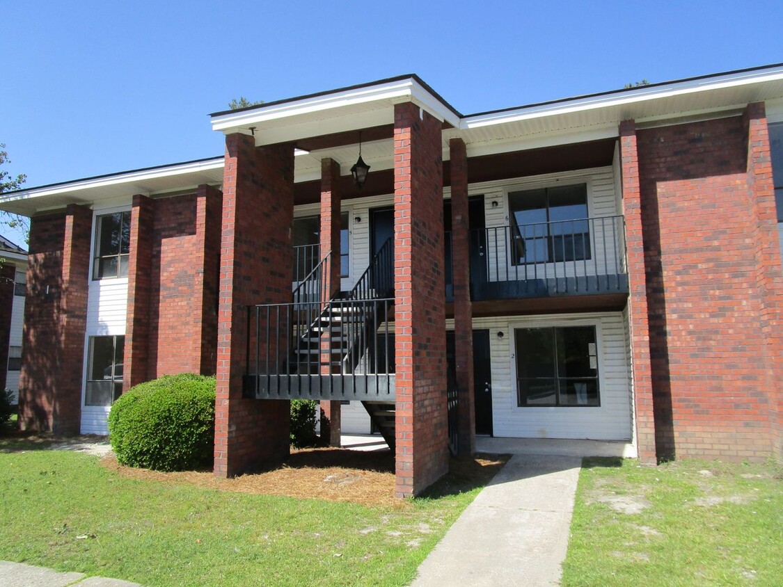 Primary Photo - Renovated Downstairs Condo at Willow Run