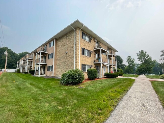 Building Photo - 377 Huse Rd