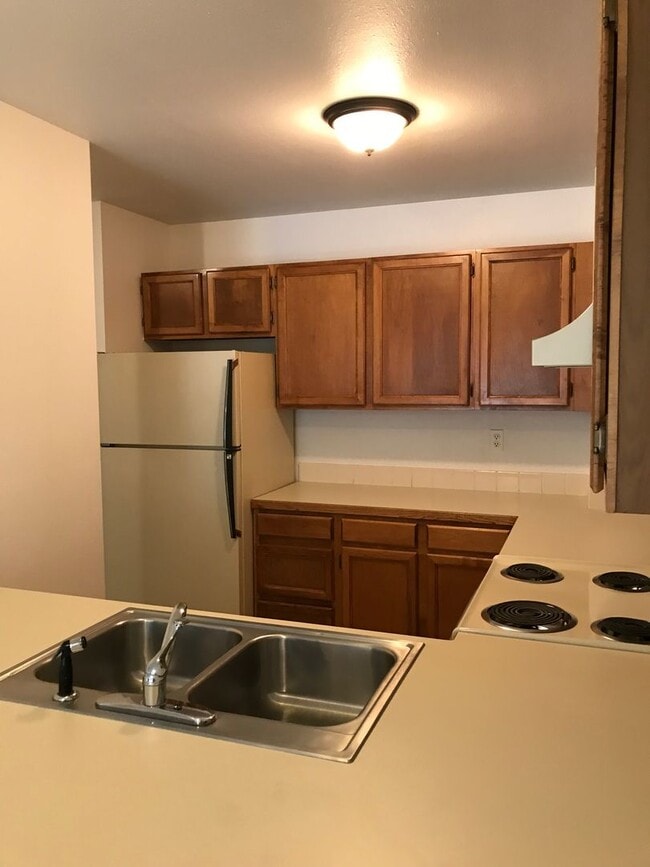 Building Photo - 2 Story Townhome Near Open Space in Lafayette
