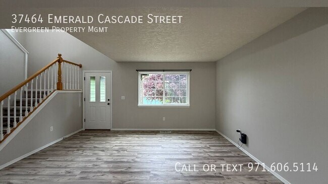 Foto del edificio - 37464 Emerald Cascade St