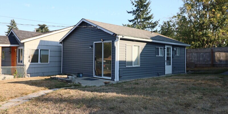 Foto principal - 2344 Trenton Ave