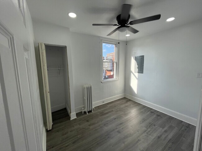 segundo dormitorio - 2001 E Monmouth St