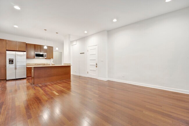 Foto del edificio - 1010 W Dakin St