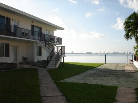 Building Photo - Treasure Bay Apts
