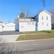 Building Photo - 405 Cypress St