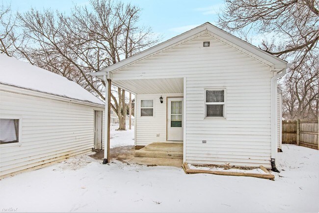 Foto del edificio - 2 br, 1 bath House - 320 Ruth St