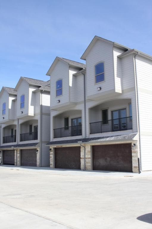 Primary Photo - 9510 Craven Oaks St Unit A, Houston, TX 77076