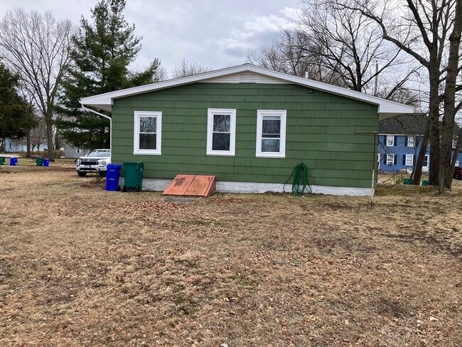 Foto del edificio - 37 Lawn St