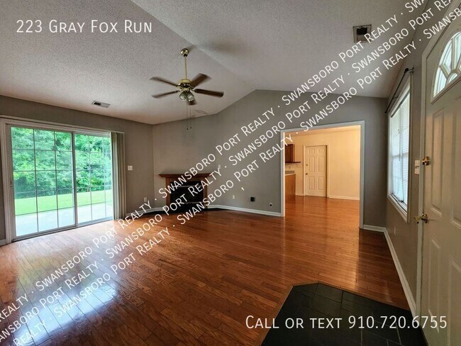 Building Photo - 223 Gray Fox Run