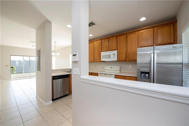 Building Photo - 10664 Savannah Wood Ct