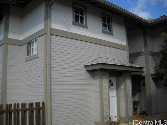 Building Photo - 95-1011 Kuauli St