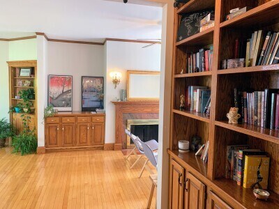 Building Photo - 41 Hawthorn St