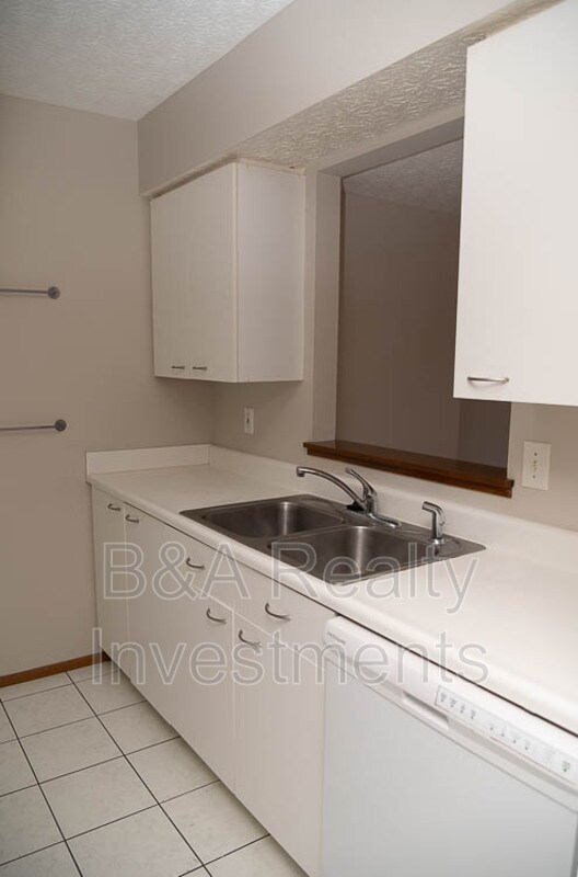 Building Photo - 5600 Wigmore Dr