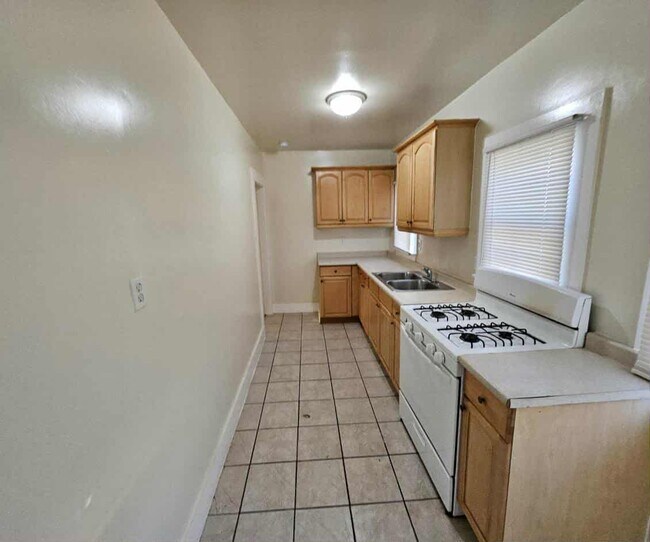 Foto del edificio - 6801 Fishback Ave