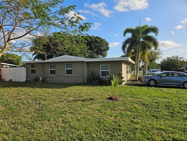 Building Photo - 2586 NW 58th Ave