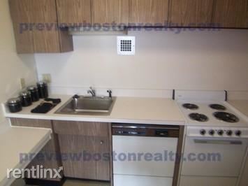 Building Photo - 125 Chiswick Rd