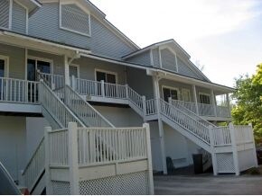 Building Photo - 2143 Periwinkle Way