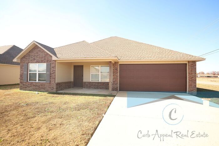 Primary Photo - Spacious 4 bed, 2 bath home - Nettleton