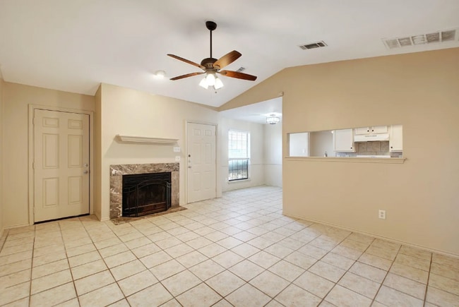 Building Photo - 619 Luther Dr