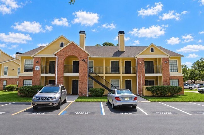 Foto del edificio - 8645 Fancy Finch Dr