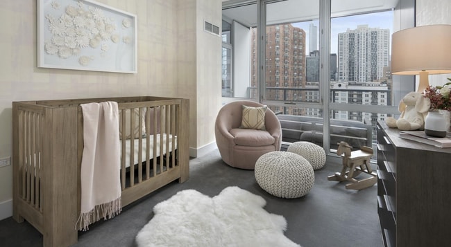 Building Photo - 912 N State St