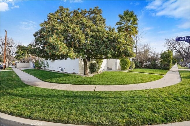 Foto del edificio - 5942 Graves Ave