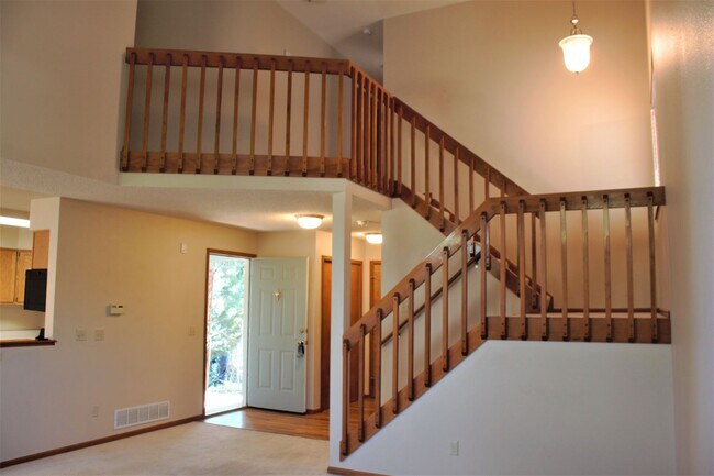 Building Photo - 8253 Wilmington Drive