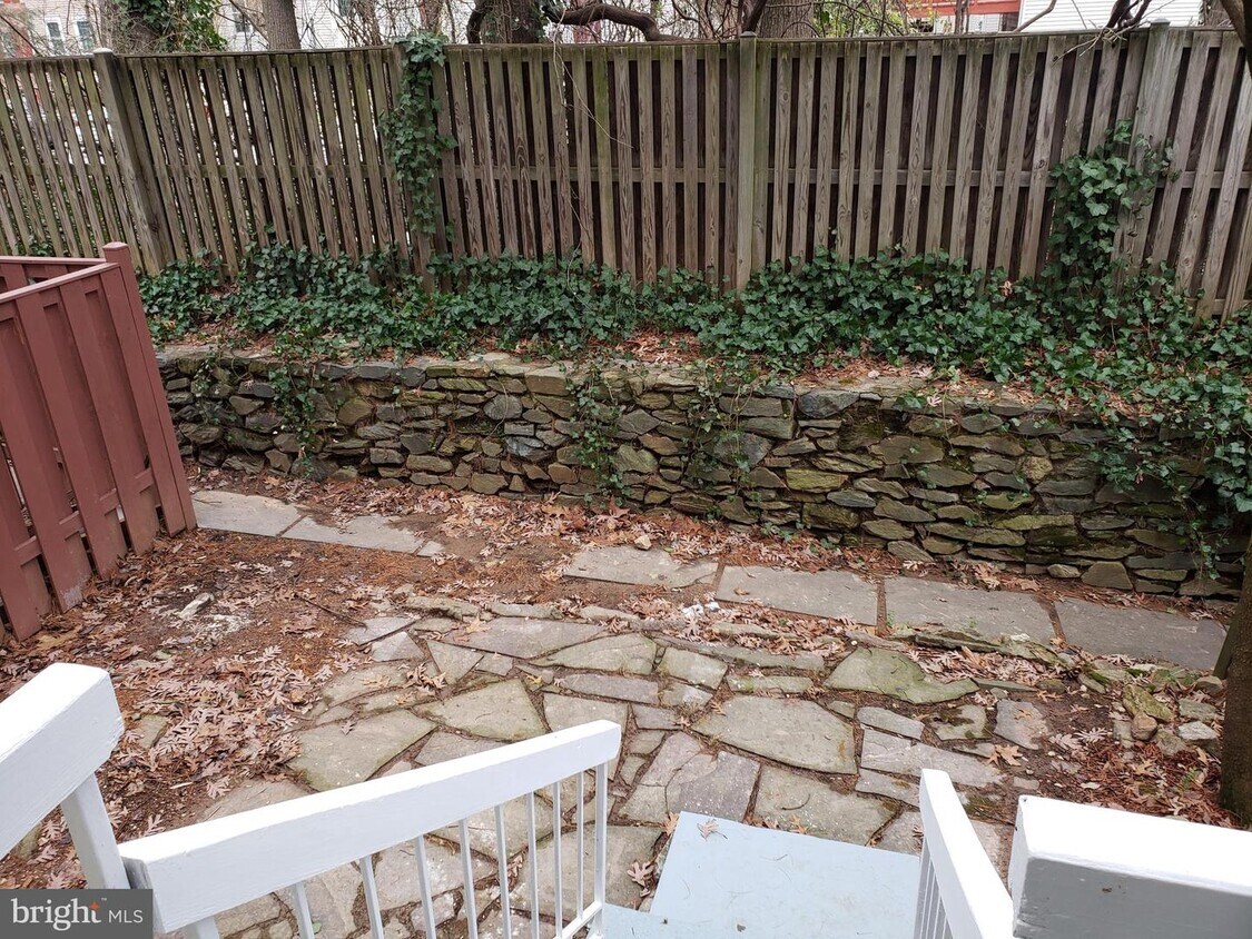Foto principal - 23 Pine Ridge Ct