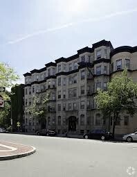 Foto del edificio - 35 Westland Ave