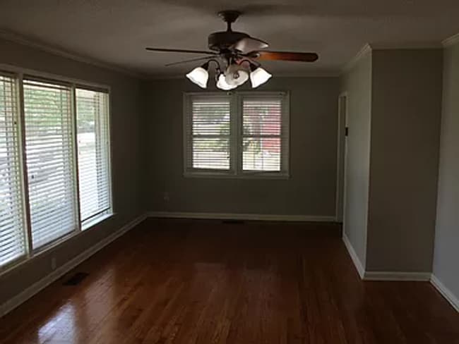 Building Photo - Welcome Home - 3 Bedroom 1.5 Bathroom Fami...