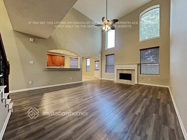 Building Photo - 12306 Natchez Park Ln