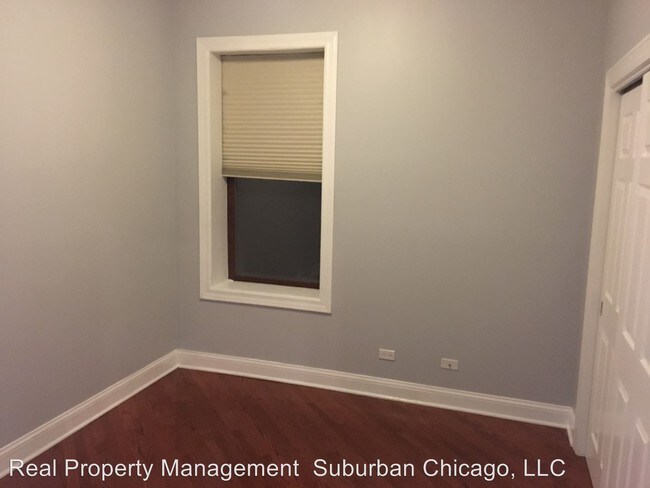 Foto del edificio - 3901 N Albany Ave