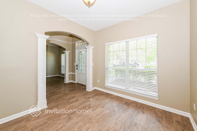 Foto del edificio - 12886 Dunns View Dr