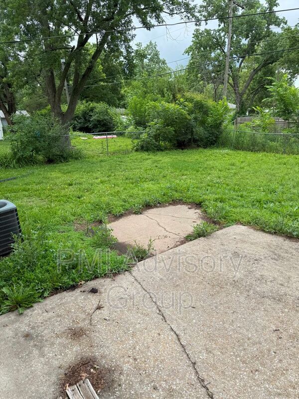 Foto del edificio - 5701 SW 15th St