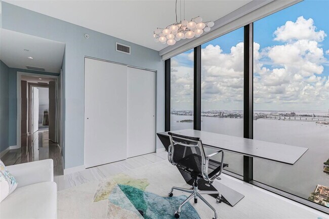 Foto del edificio - 3131 NE 7th Ave