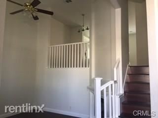 Foto del edificio - 14530 Newport Ave